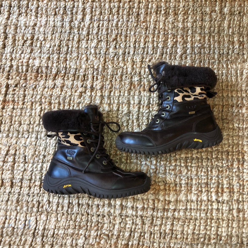 Authentic UGG Adirondack II Brown Cheetah Boot